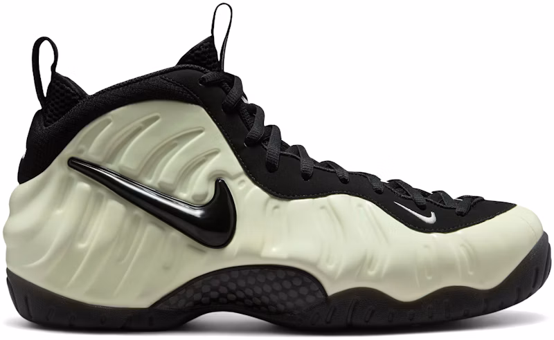 Nike Air Foamposite Pro Glow-In-The-Dark