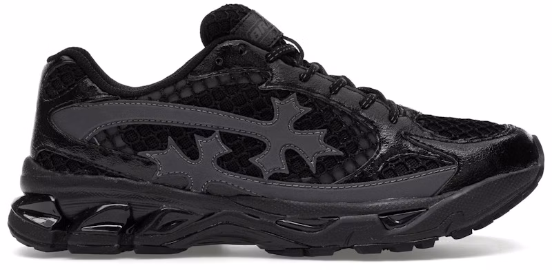 Bravest Studios Kross Kountry Runner Triple Black